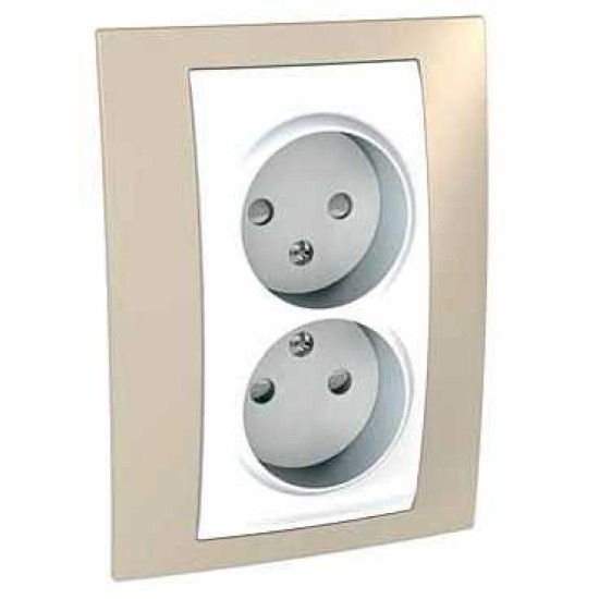 UNICA PLUS - PRIZA DUBLA COMPLETA , UK - 4 M - ALB/NISIPIU